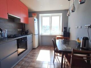 35657 Продам просторную 2-комнатную квартиру на ...