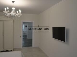 Пропонується 2 кімнатна роздільна квартира в стилі лофт по вул. ...