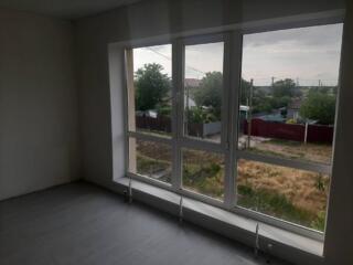 Предлагается к продаже однокомнатная квартира на втором этаже в трех .