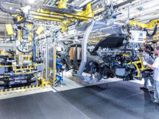 Завод Фольксваген в Словакии!