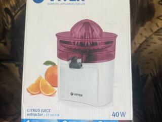 Продам кухонные весы и соковыжималку