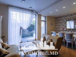 Vă propunem spre vânzare această casă în 4 nivele, sect. Centru, str. 