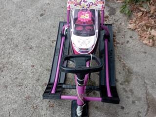 Снегокат со спинкой