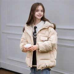 Куртка новая на девочку рост 140см