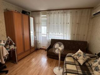 Продаж 1 кімнатної квартири на 13 Лінії