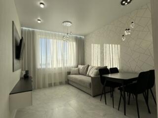 Продам квартиру 60 кв. м., 18/19, новый дом, жк 53-я Жемчужина.