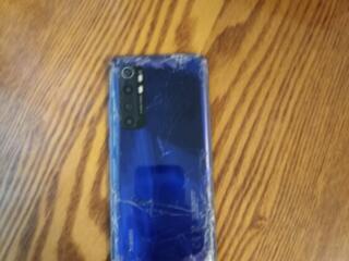 Продам телефон на запчасти