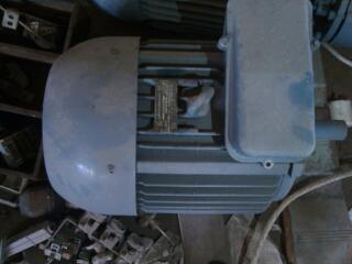 Продаю электродвигатели и трансформаторы