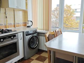 Сдаю помесячно однокомнатную