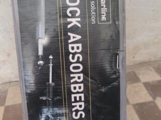 Продам передние амортизаторы