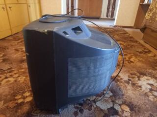 Продажа телевизора 200 руб