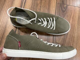 Новые мужские кроссовки Levi’s