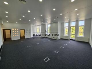 Оренда офісного приміщення біля м. Майдан Незалежності - 15 хв.пішки .