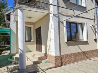 Продается отличный двухэтажный дом на Совхозе