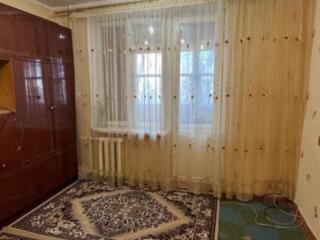 Продаются две комнаты в общежитии.