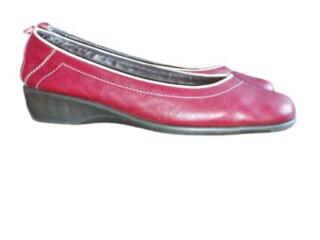 Туфли-балетки