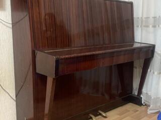 Продам пианино БЕЛАРУСЬ