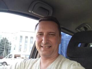 Техник электрик энергетик, 3, 4 группа, вод. права МД. Свой авто есть.