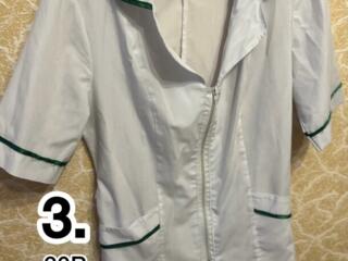 Продам медицинские халаты б/у