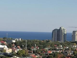 Продам 2 комн. кв-ру ул. Костанди-"Горизонт", 53 м