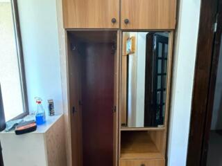 Продаётся прихожая, в хорошем состоянии