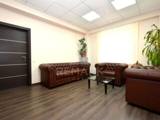 Chirie spațiu birouri la Râșcani, str. B. Voevod, lânga Oasis Mall.  .