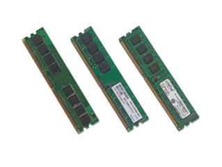 Продаю оперативную память DDR3 4 ГБ, и две DDR2 1GB