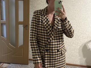 Верхняя одежда- куртки, кардиган