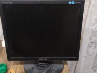 Продам мониторы