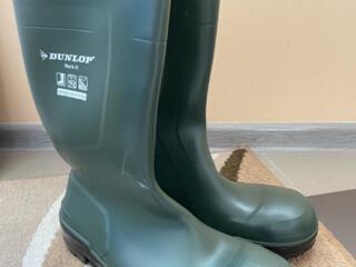 Резиновые сапоги