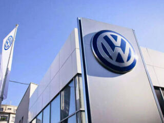 Автомобильный завод в Словакии ищет сотрудников.