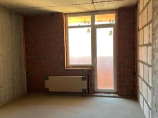 Продам квартиру 68.2 кв. м., 12/17, новый дом, жк Реал Парк.