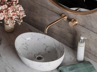 Полиэфирная смола, стекломат и гелькаут