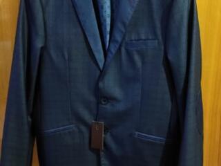 Продается "Стильный пиджак"- новый.