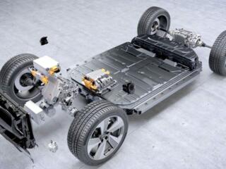 Работа на производстве и это того стоит. Зарплата 1500 евро чистыми.