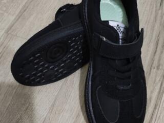 Продам новые кроссовки - кеды