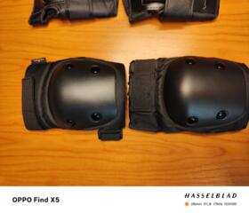 Защита для катания на роликах, налокотники, наколенники и запястья.