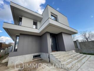 Casă cu 3 niveluri, sect. Râșcani Vă propunem spre vânzare casă cu 3 .