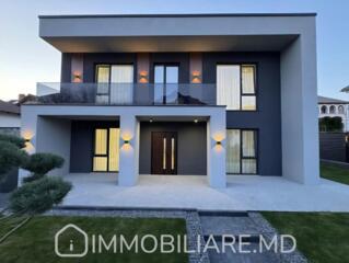 Casă cu 2 niveluri, sect. Râșcani Vă propunem spre vânzare casă cu 2 .