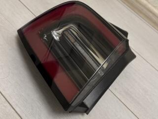 Задняя фара Tesla model 3