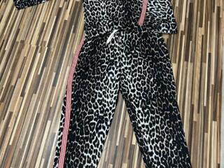 Продам костюм