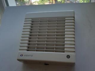Продам вентилятор оконный