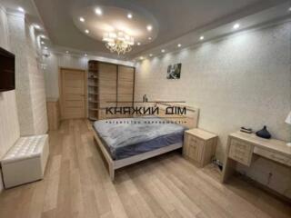 ЖК 4 сезони. Продаж 3 кімнатної роздільної квартири на Васильківській 