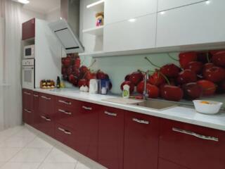 Продам 3-комнатную квартиру в новостройке на Слободке. Ремонт сделан .