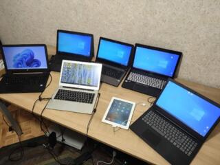 Продам отличные хорошие рабочие ноутбуки, все ноутбуки имеют зарядки 