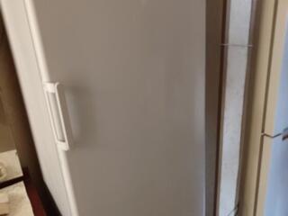 Продам морозильник "Индезит"