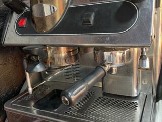 Продам кофемашину Markus 1-GR
