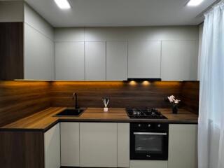 Apartament cu 2 camere separate și living