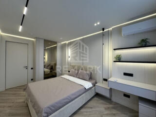 Apartament nou de vânzare cu locație excelentă, între două parcuri: ..