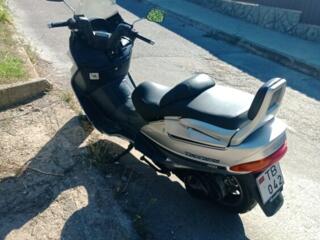 Сузуки бургман